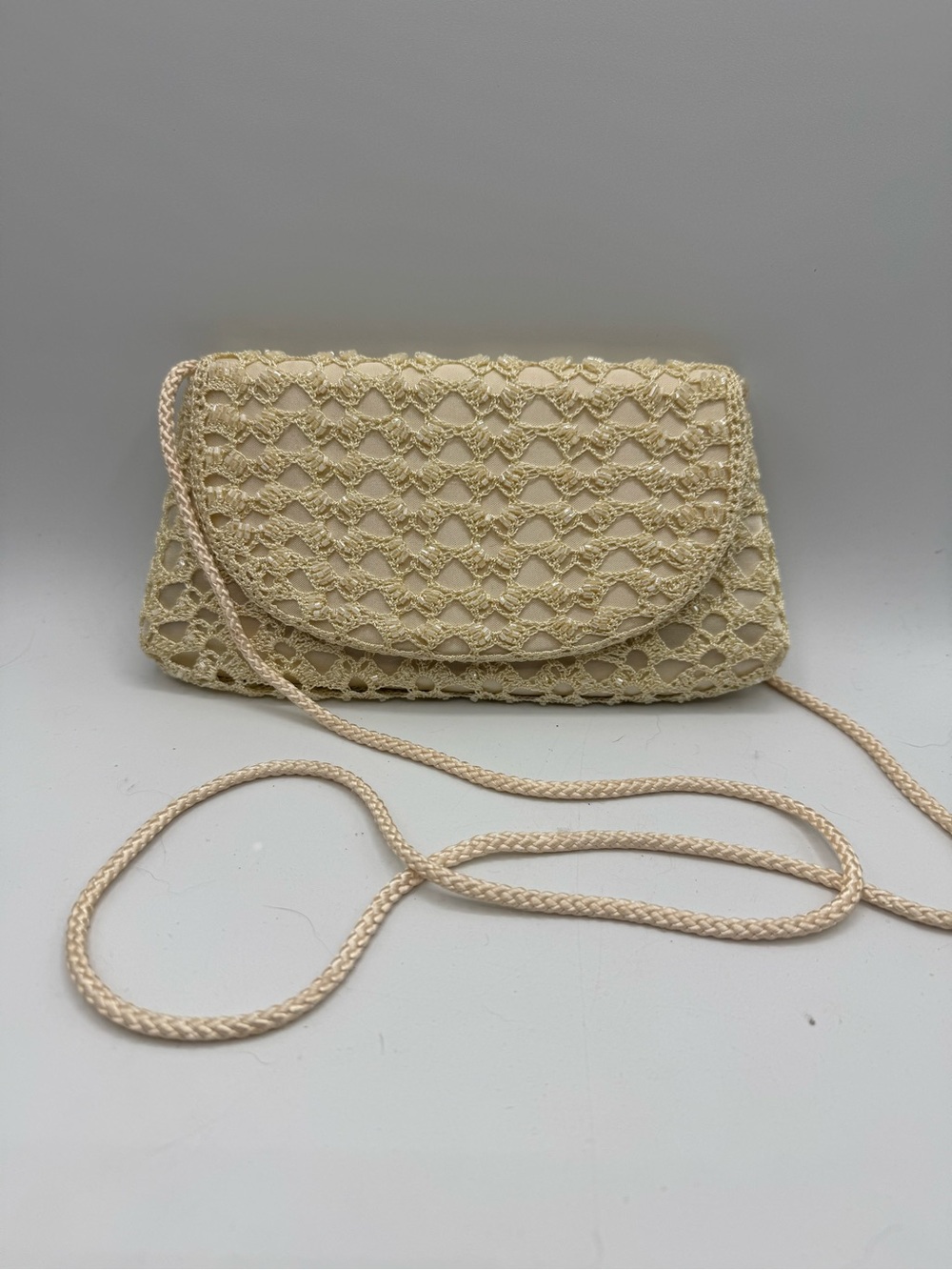 Vintage La Regale Crossbody Bag Ivory Beaded And Lace Floral Purse